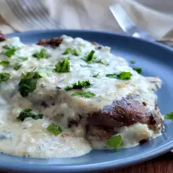 Pork Chops in Cream and Blue Cheese Sauce