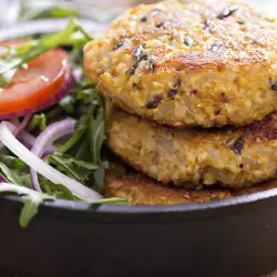 Quinoa Patties with Olives