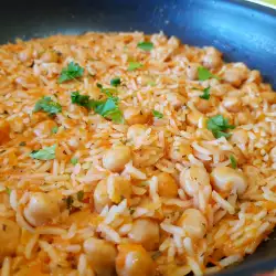 Turkish-Style Rice with Chickpeas