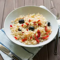 Lean Rice with Olives
