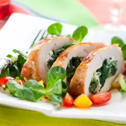 Chicken Rolls with Mushrooms and Spinach
