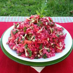 Vitamin Salad with Bulgur and Sunflower Sprouts