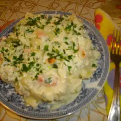 Potato Salad with Mayonnaise and Garlic