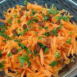 Carrot Salad with Honey Dressing