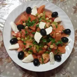 Tomato Salad with Mozzarella and Chickpeas
