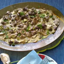Chicken Hearts and Mushrooms in Cream Sauce