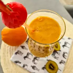 Orange, Kiwi and Carrot Shake