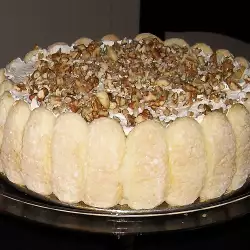Charlotte Cake with Biscotti