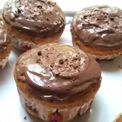 Easy Muffins with Chocolate
