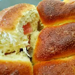 Small Sweet Rolls with Turkish Delight