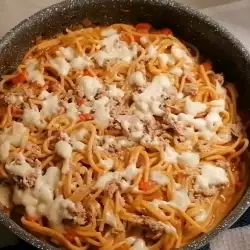 Spaghetti in Sauce with Tuna