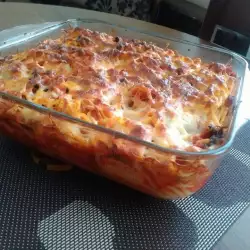 Oven-Baked Spaghetti with Lots of Spices and Cheese