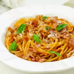 Spaghetti with Tomato-Cream Sauce