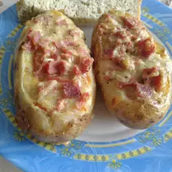 Stuffed Potatoes with Ham and Cheese