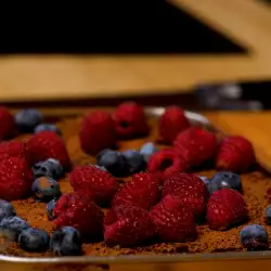 Raw Brownie with Hazelnuts and Raspberries