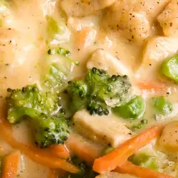 Chicken with Broccoli and Carrots