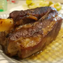Slow-Cooked Beef Ribs