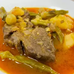Beef with Potatoes in a Pressure Cooker
