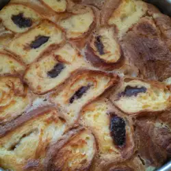 Cake with Croissants