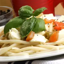 Spaghetti with Mozzarella