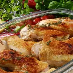 Marinated Chicken in a Glass Cook Pot