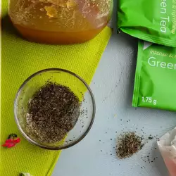 Anti-Wrinkle Mask with Green Tea and Honey
