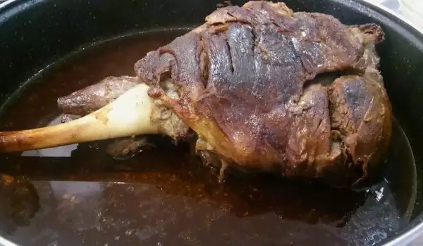 Crunchy Lamb in its Own Sauce