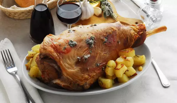 Leg of Lamb with Spices