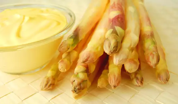 Asparagus with Cheese