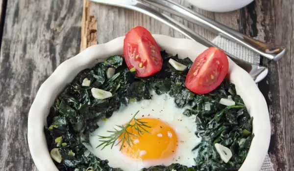 Spinach with Eggs and Cream Cheese