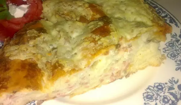 Phyllo Pastry Pie with Vienna Sausages and Mayonnaise