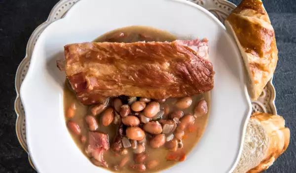 Ripe Beans with Ribs