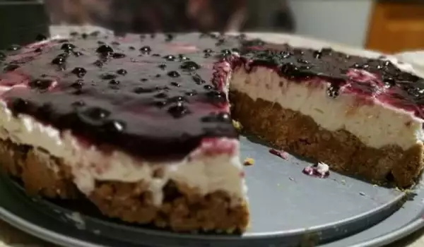Vanilla Cheesecake with Blueberries