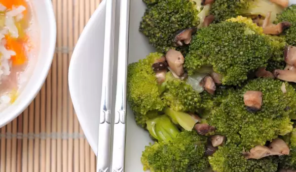 Broccoli with Mushrooms
