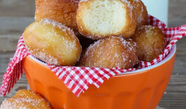 Simple Homemade Donuts