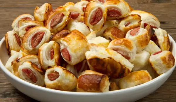 Puff Pastry Bites with Ham and Vienna Sausages