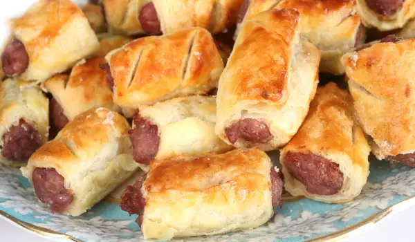 Puff Pastry Bites with Mince