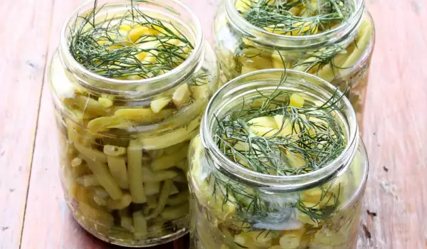 Green Beans in Jars