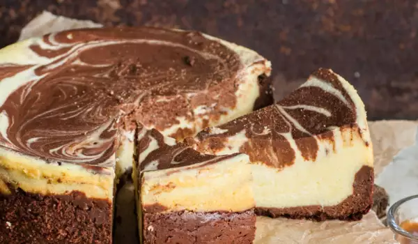 Two-Color Chocolate Cheesecake