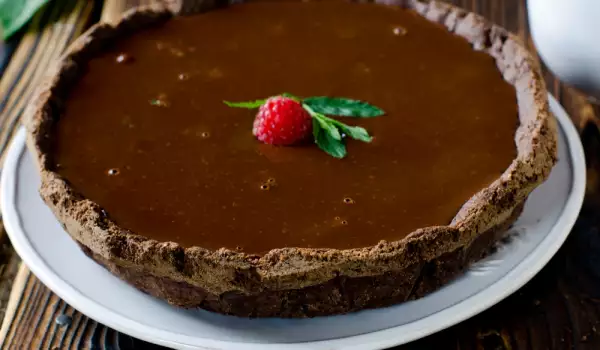Chocolate Pie with Caramel