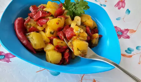 Tuscan-Style Peppers with Potatoes