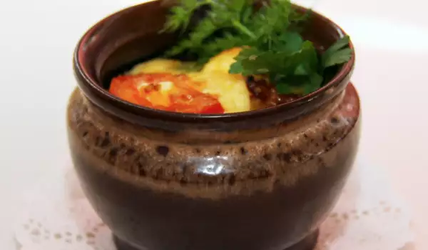 Oriental Clay Pot Dish