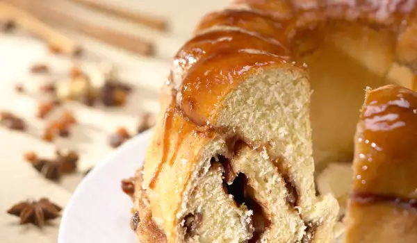 Cake with Filling