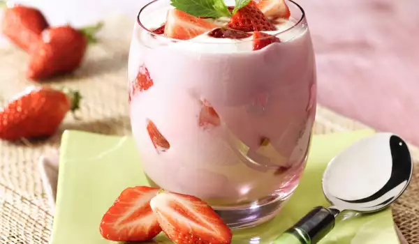 Diet Cream with Fruits
