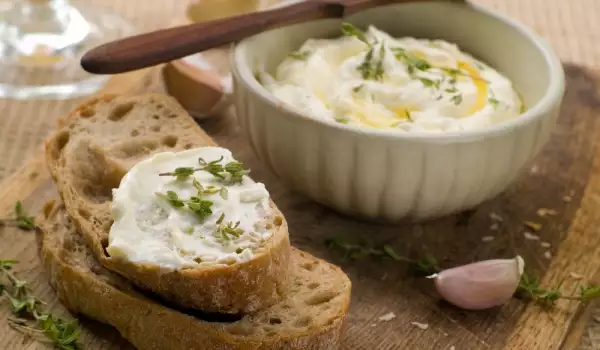 Mayonnaise with Cottage Cheese