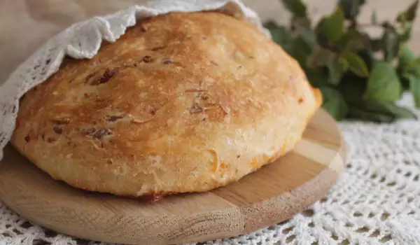 Bread with Dried Tomatoes