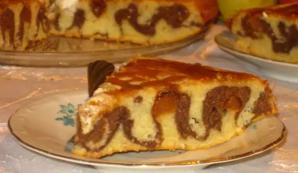 Two-Color Cake with Caramelized Pears