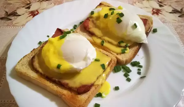 Tasty Eggs Benedict