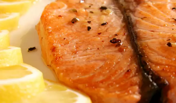 Salmon with Lemon and Ginger