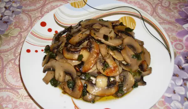Mushrooms with Butter in a Grill Pan
